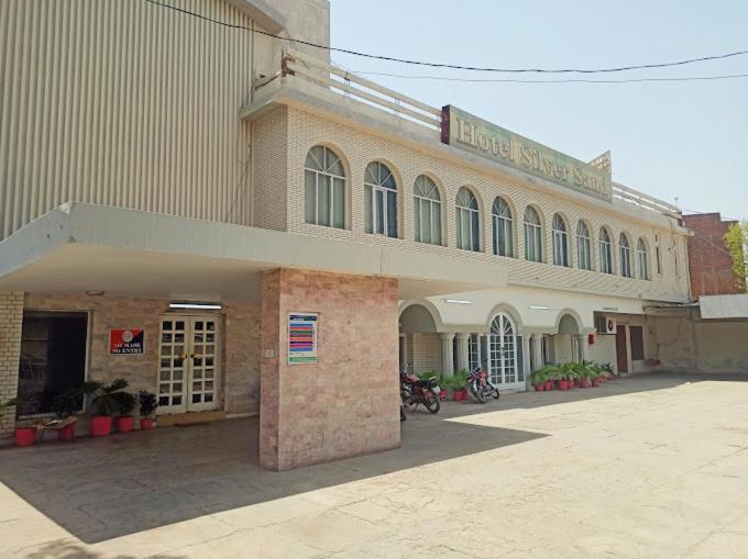 Hotel Silver Sand Multan Eksteriør billede
